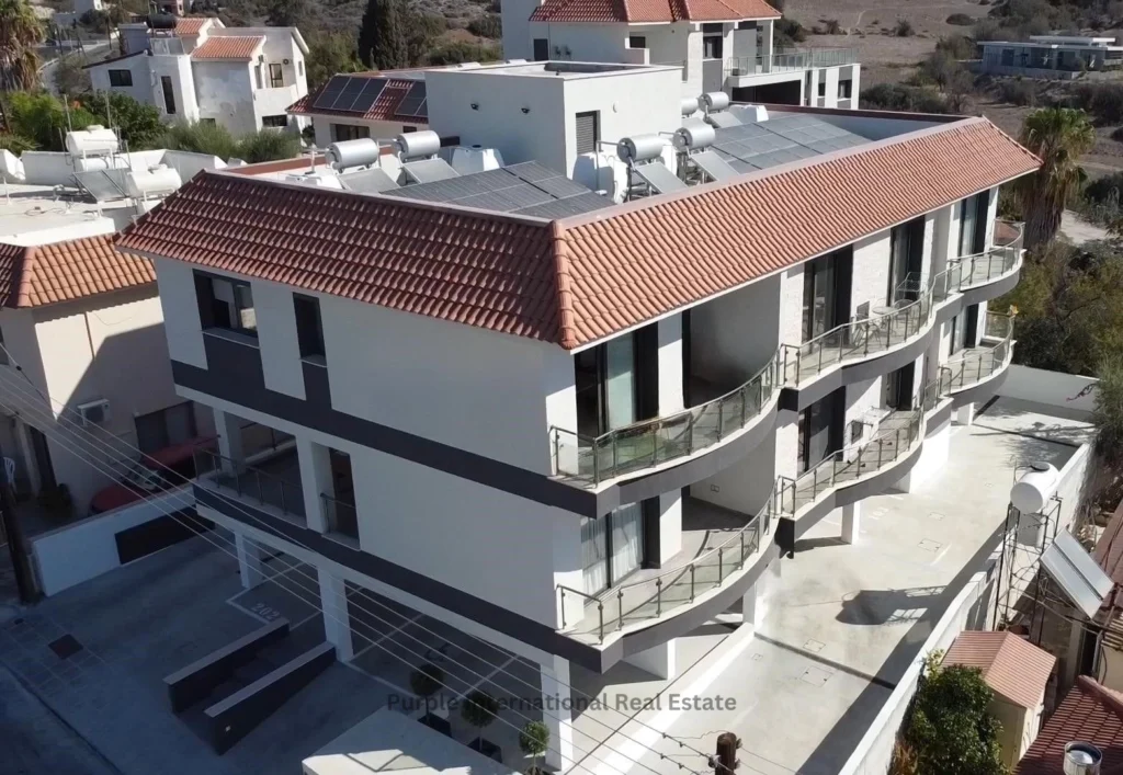 2 Bedroom Apartment for Sale in Agios Tychonas, Limassol District