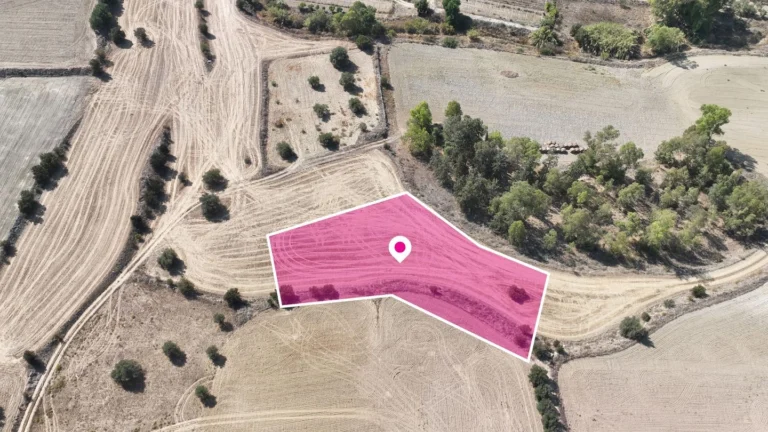 2,676m² Plot for Sale in Nicosia District