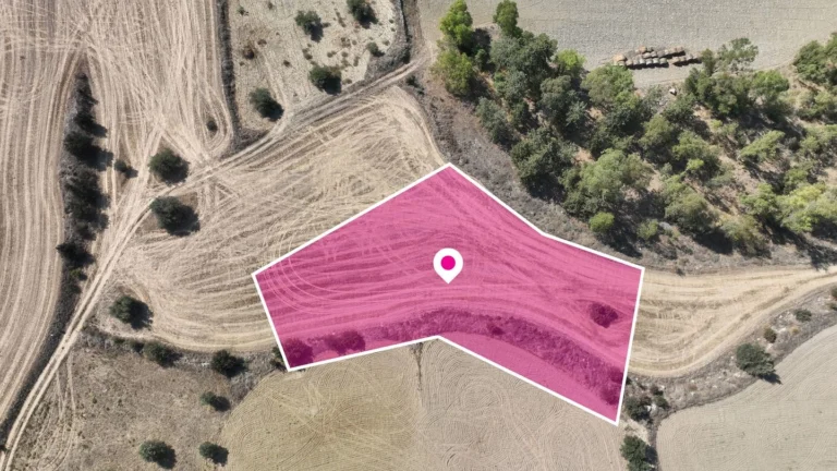 2,676m² Plot for Sale in Nicosia District