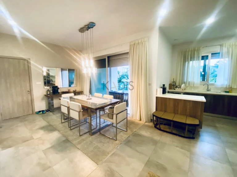 2 Bedroom Apartment for Sale in Agios Tychonas, Limassol District