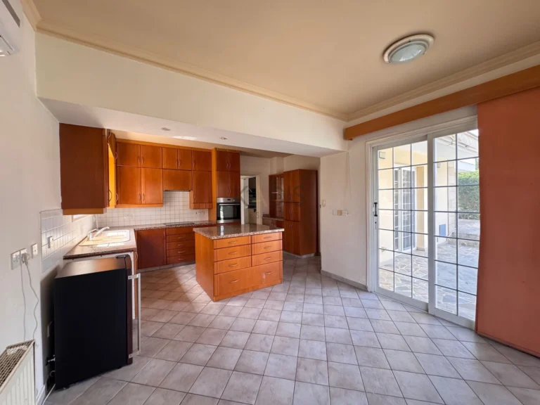 5 Bedroom House for Sale in Engomi, Nicosia District