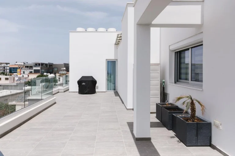 3 Bedroom Apartment for Sale in Limassol – Mesa Geitonia