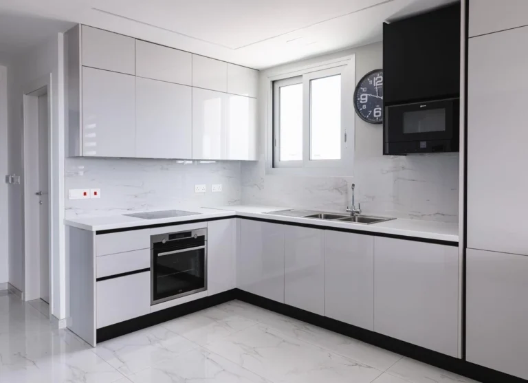 3 Bedroom Apartment for Sale in Limassol – Mesa Geitonia