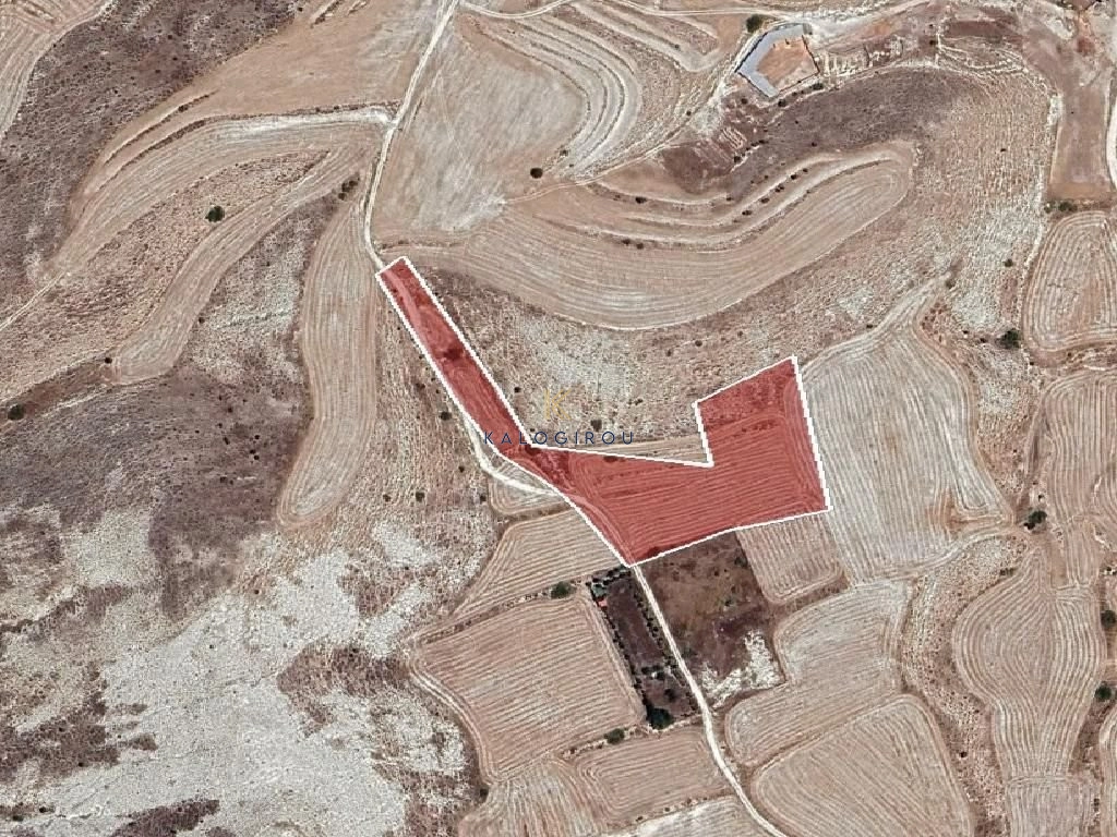 10,703m² Plot for Sale in Aradippou, Larnaca District