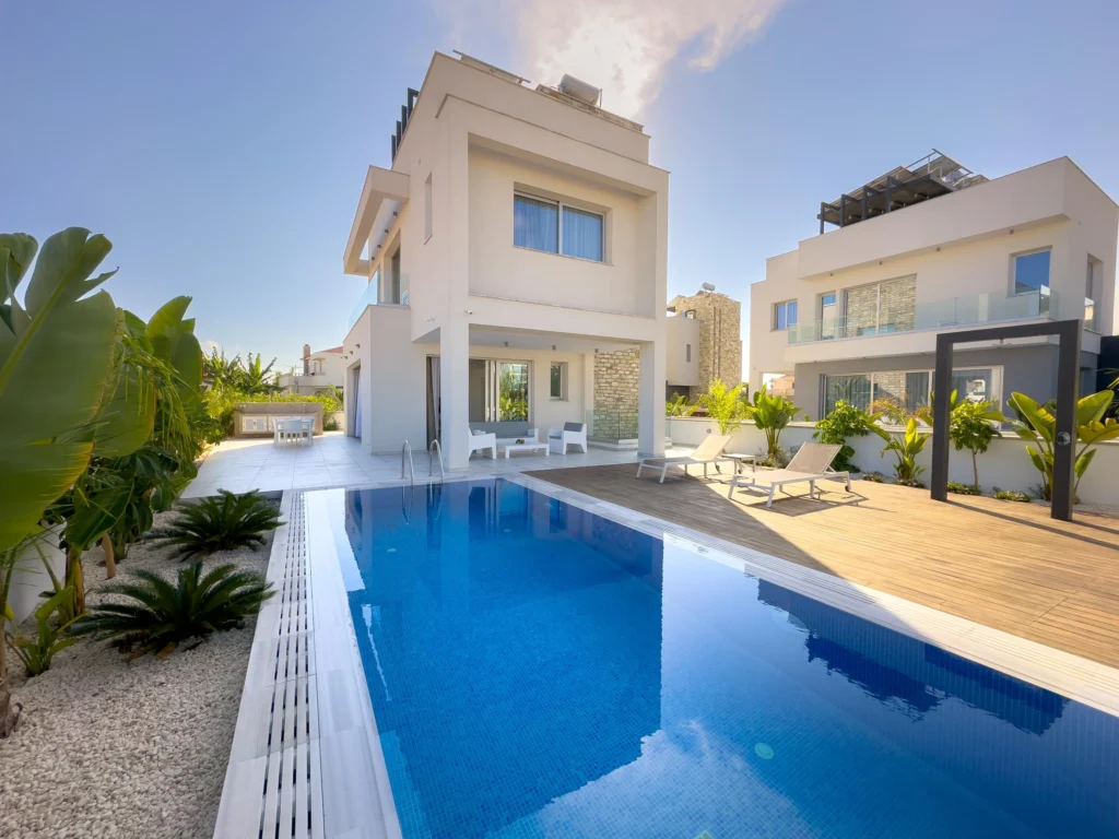 4 Bedroom House for Sale in Famagusta – Agia Napa