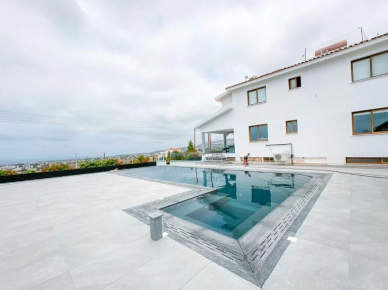 6+ Bedroom House for Sale in Pegeia, Paphos District