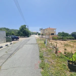 1,340m² Plot for Sale in Paphos – Emba