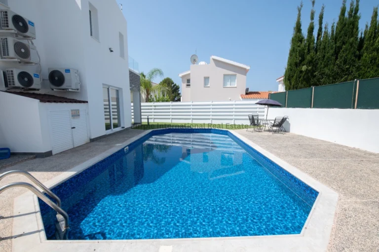 3 Bedroom House for Rent in Coral Bay, Paphos District