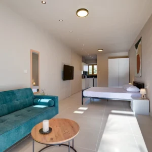 5 Bedroom House for Sale in Anarita, Paphos District