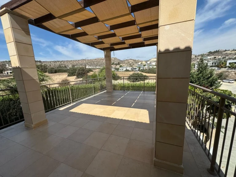 4 Bedroom House for Sale in Agios Tychonas, Limassol District