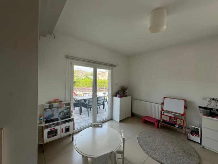 3 Bedroom House for Sale in Agios Tychonas, Limassol District