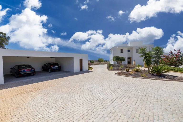 4 Bedroom House for Sale in Kouklia, Paphos District