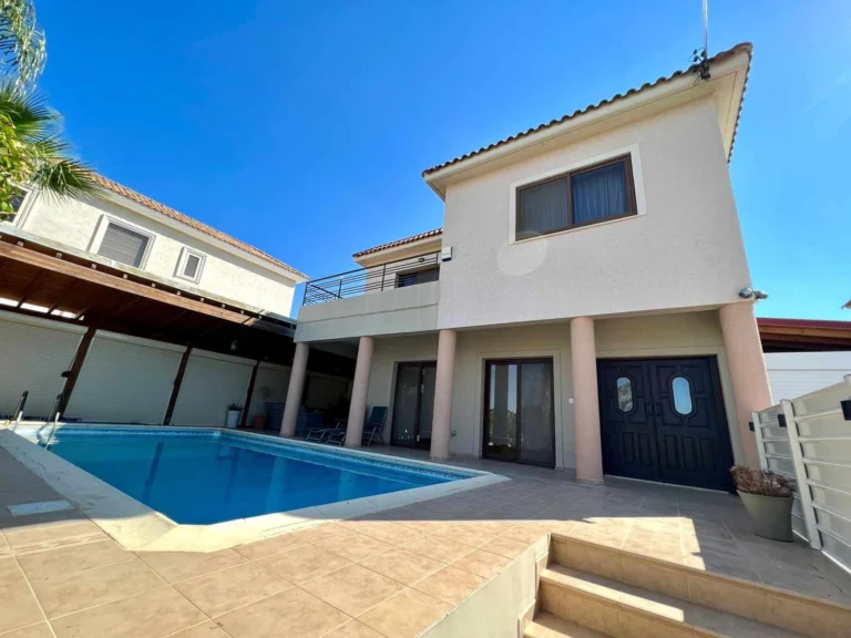 4 Bedroom House for Sale in Erimi, Limassol District