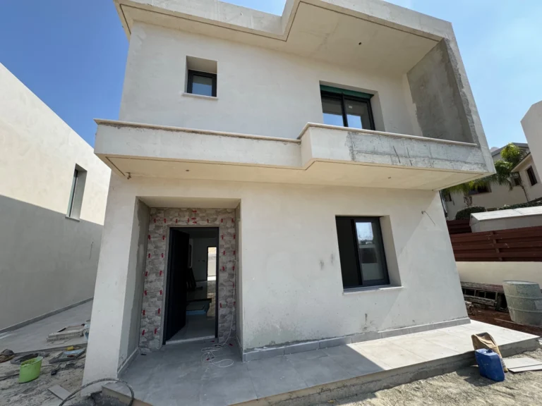 3 Bedroom House for Sale in Kolossi, Limassol District