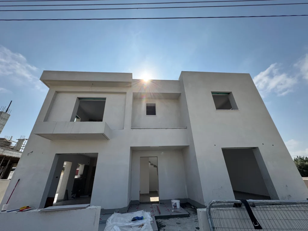 3 Bedroom House for Sale in Kolossi, Limassol District