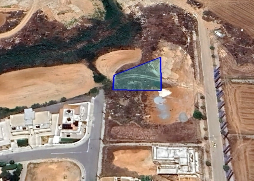 637m² Plot for Sale in Strovolos, Nicosia District