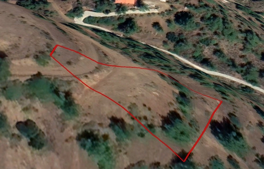 1,673m² Plot for Sale in Kato Platres, Limassol District