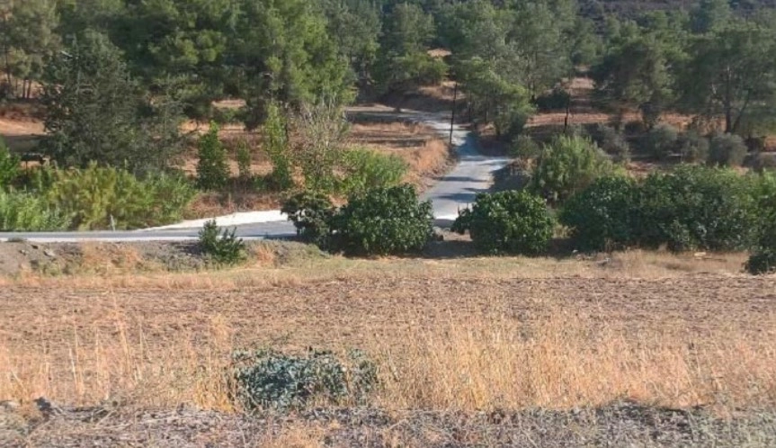 524m² Plot for Sale in Mosfiloti, Larnaca District