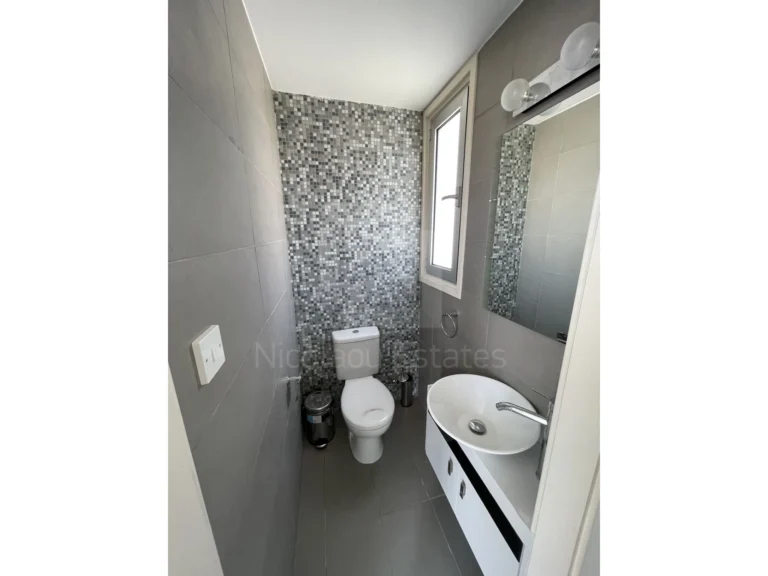 104m² Office for Rent in Aglantzia, Nicosia District