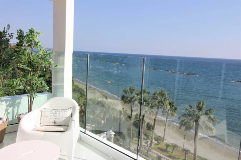 2 Bedroom Apartment for Rent in Agios Tychonas, Limassol District