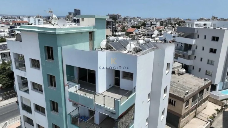 2 Bedroom Apartment for Sale in Larnaca – Chrysopolitissa