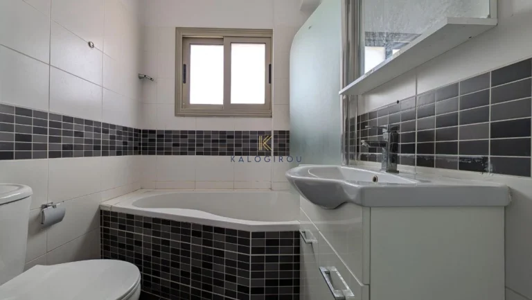 2 Bedroom Apartment for Sale in Larnaca – Chrysopolitissa