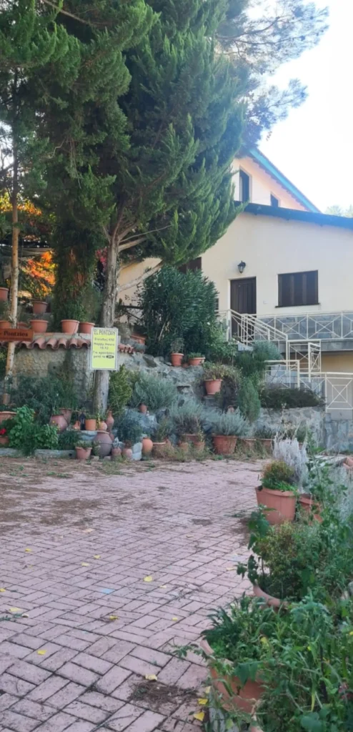 5 Bedroom House for Sale in Pelendri, Limassol District