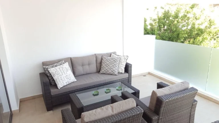 2 Bedroom Apartment for Rent in Potamos Germasogeias, Limassol District