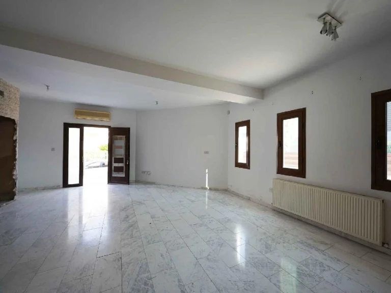 3 Bedroom House for Sale in Strovolos, Nicosia District
