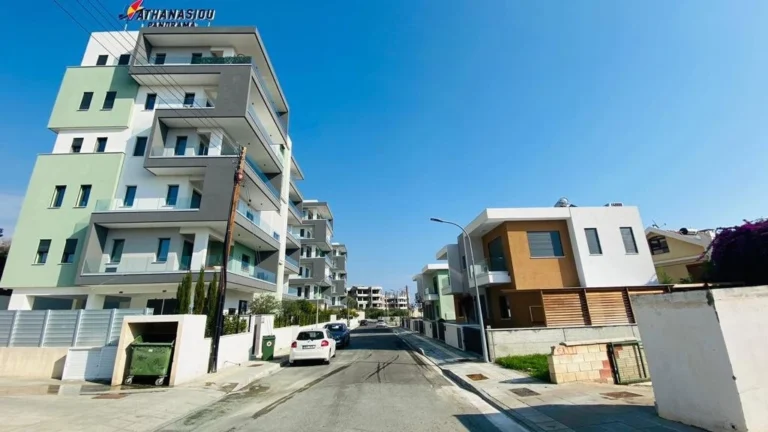 2 Bedroom House for Sale in Mouttagiaka Tourist Area, Limassol District