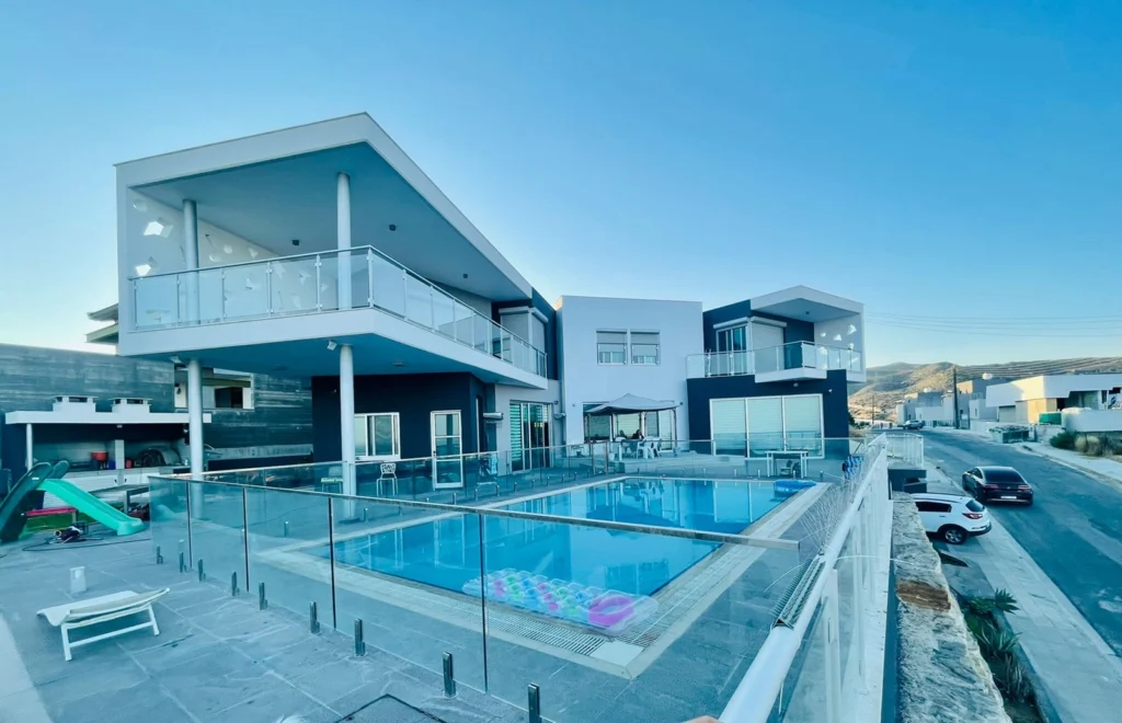 5 Bedroom House for Sale in Limassol – Agios Athanasios