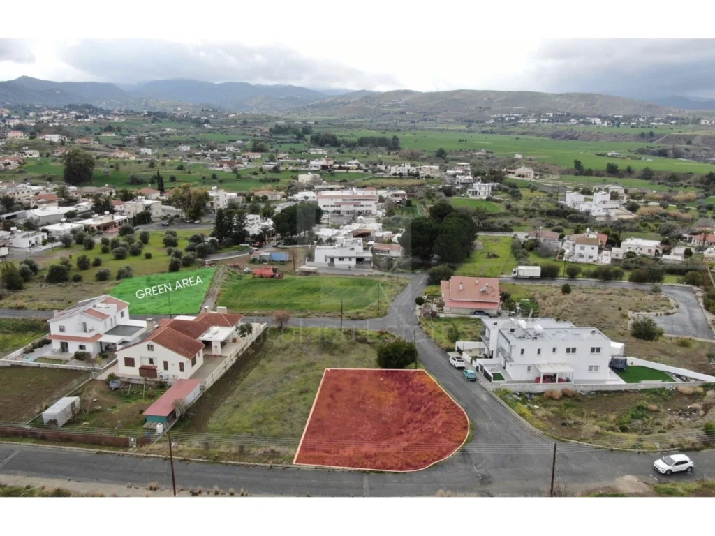 586m² Plot for Sale in Klirou, Nicosia District