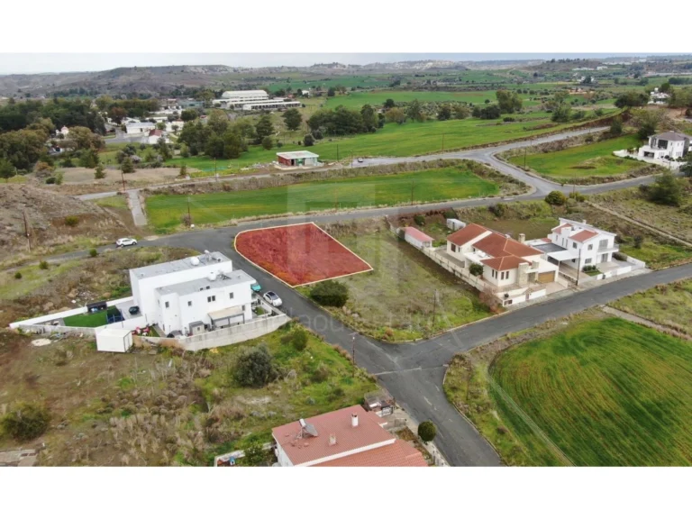 586m² Plot for Sale in Klirou, Nicosia District