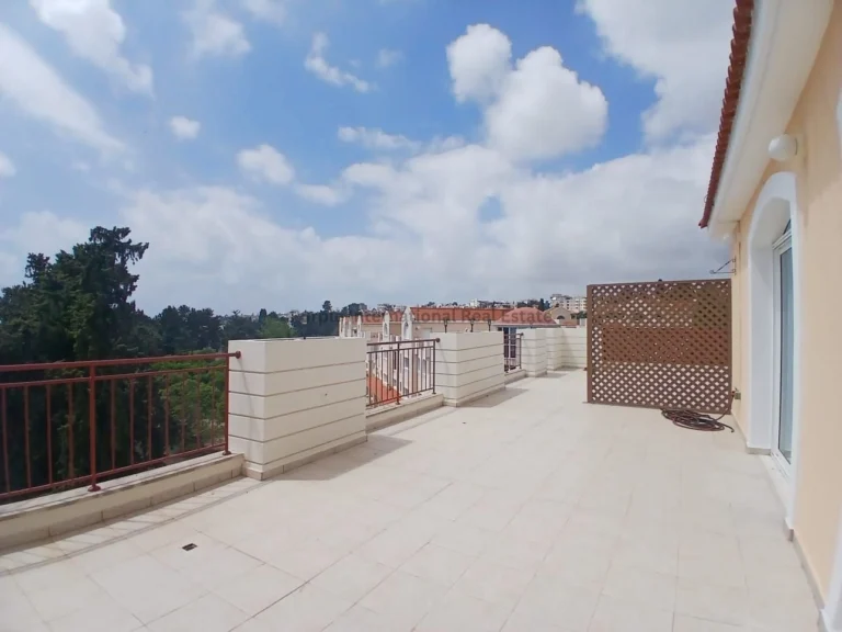 3 Bedroom Apartment for Sale in Paphos – Universal