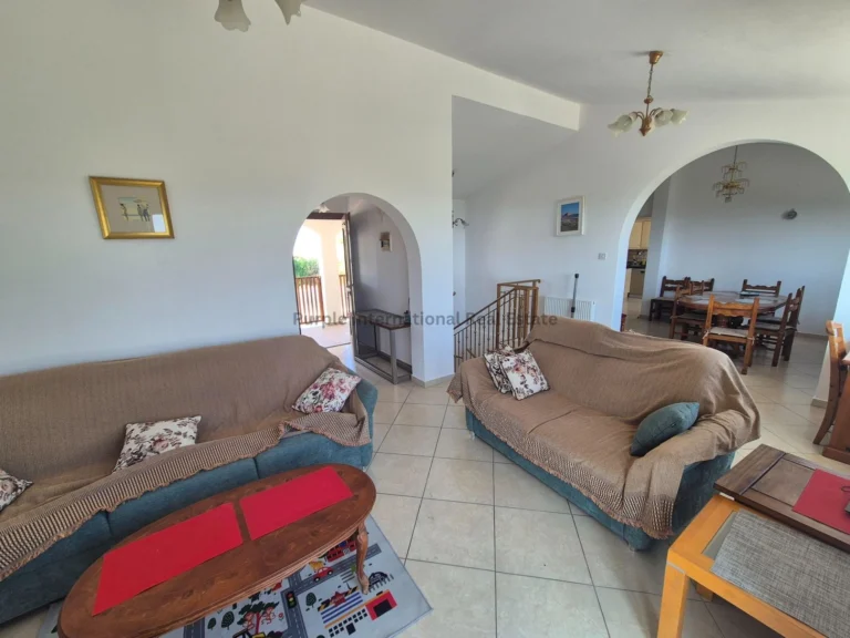 4 Bedroom House for Rent in Tsada, Paphos District