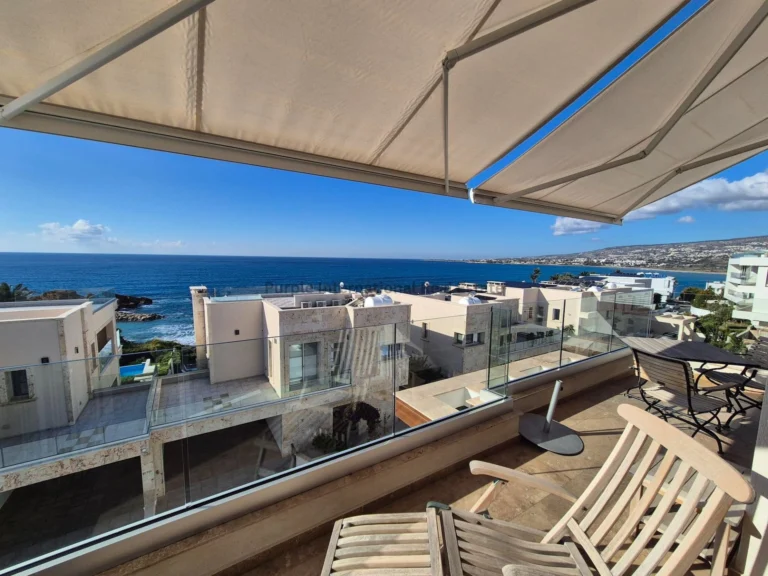 3 Bedroom Apartment for Sale in Kissonerga, Paphos District