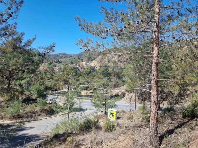 Οικόπεδο 21,690m² προς πώληση στον Μονιάτη, Επαρχία Λεμεσού