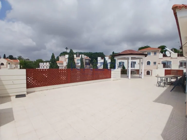 3 Bedroom Apartment for Sale in Kato Paphos