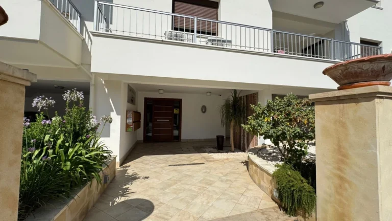 2 Bedroom Apartment for Rent in Kato Paphos
