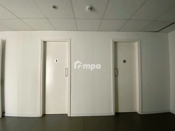 811m² Commercial for Rent in Nicosia District
