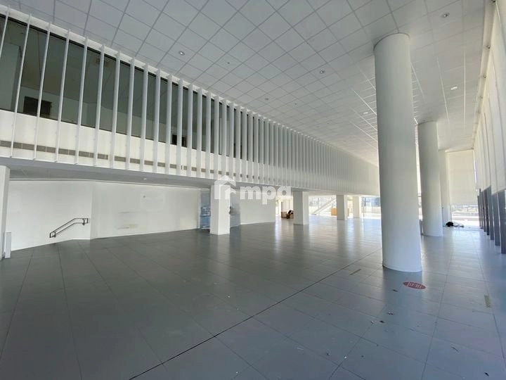 811m² Commercial for Rent in Nicosia District