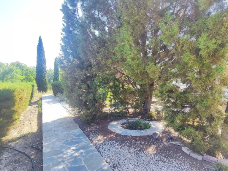 Cheap Houses and Villas for Sale Nicosia up to 800000 euro