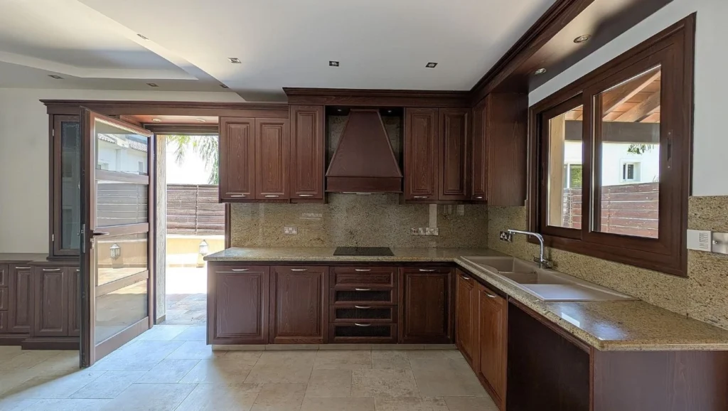4 Bedroom House for Sale in Germasogeia, Limassol District