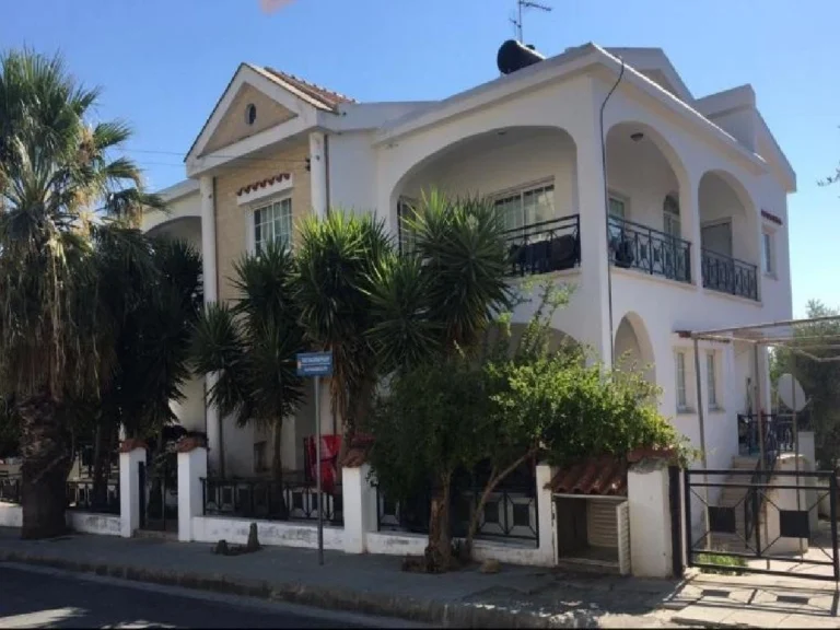 5 Bedroom House for Sale in Nicosia District