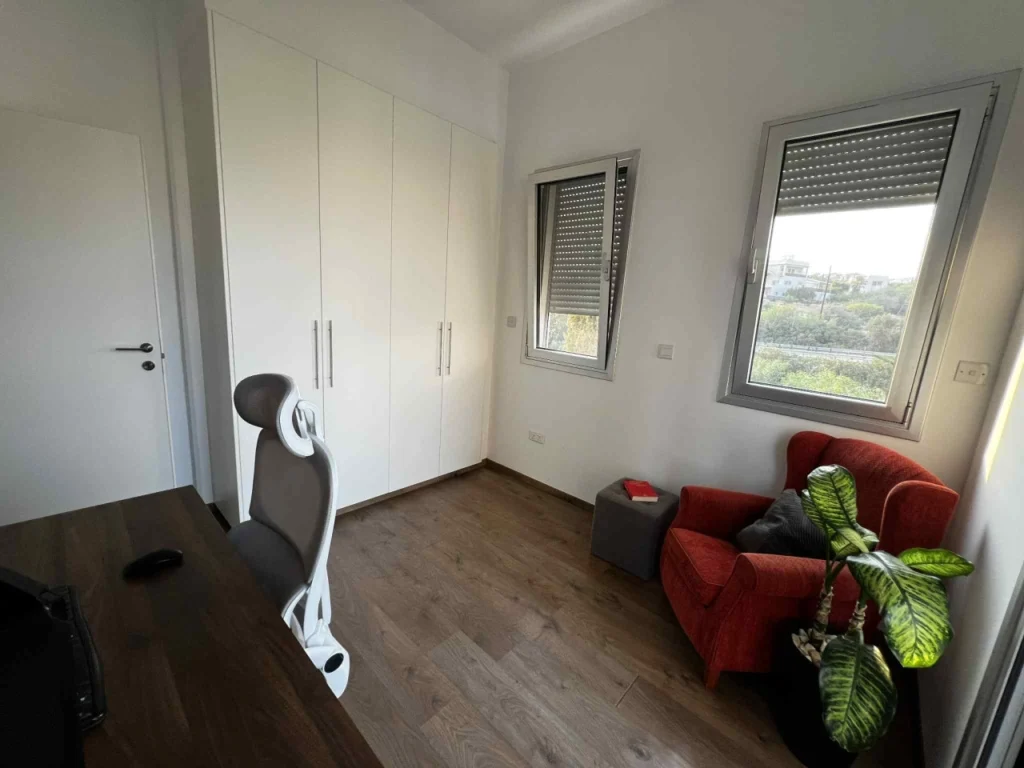 2 Bedroom Apartment for Sale in Agios Tychonas, Limassol District