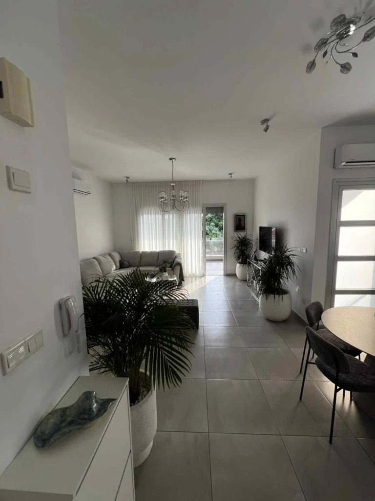 2 Bedroom Apartment for Sale in Agios Tychonas, Limassol District