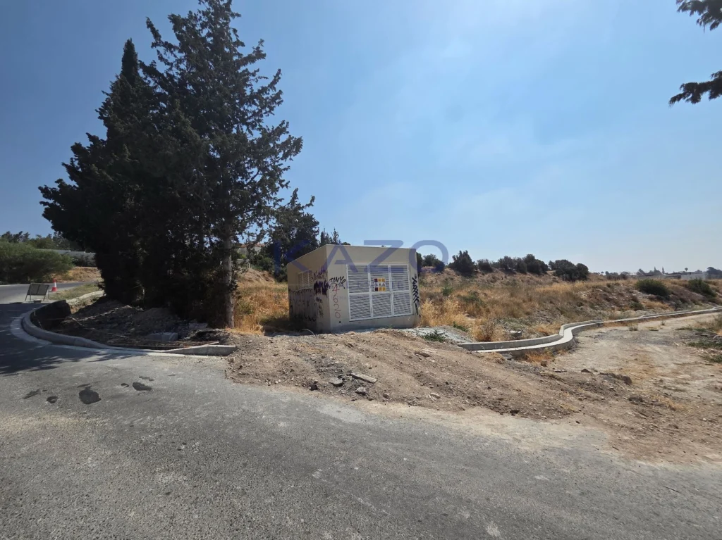 698m² Plot for Sale in Episkopi, Limassol District