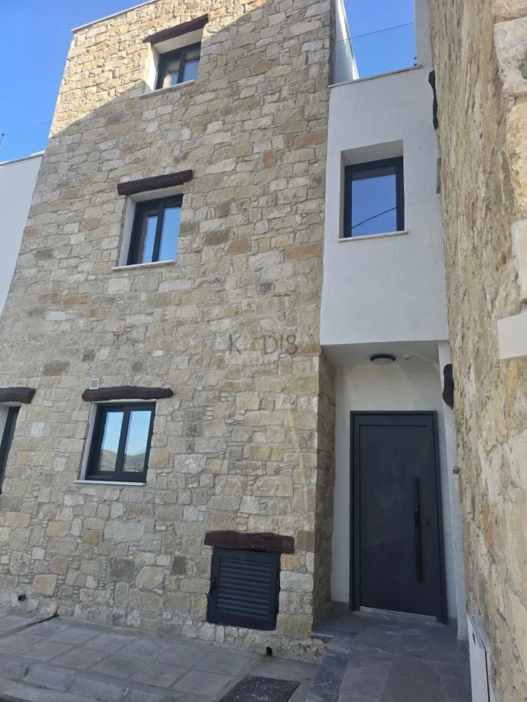 3 Bedroom House for Sale in Pyrgos Lemesou, Limassol District