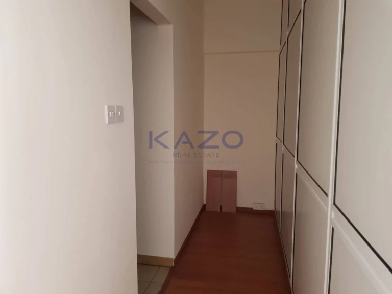 100m² Office for Rent in Limassol District
