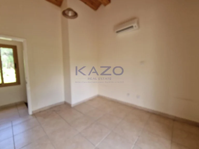 805m² Commercial for Sale in Limassol District